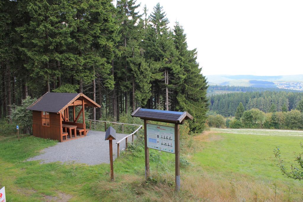 Gasthof Rodachtal Mit Gaestehaus Katharina Schwarzenbach am Wald Экстерьер фото